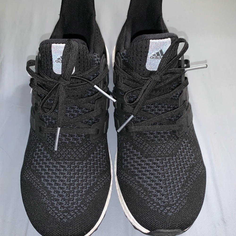 New Adidas Ultra Boost Sz. 10 Men Black